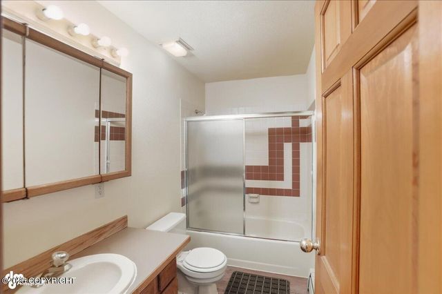 7410 Bern Street, Anchorage, AK 99507