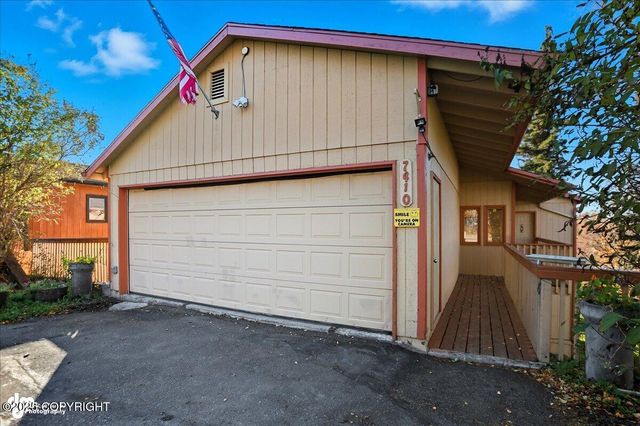 7410 Bern Street, Anchorage, AK 99507