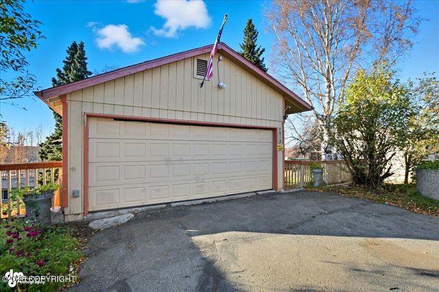 7410 Bern Street, Anchorage, AK 99507