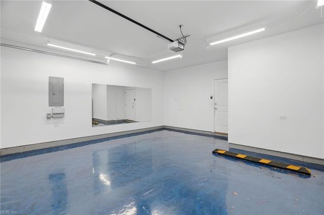 1768 Perla DR, Virginia Beach, VA 23456