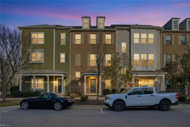 1768 Perla DR, Virginia Beach, VA 23456