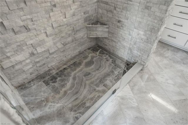 1768 Perla DR, Virginia Beach, VA 23456