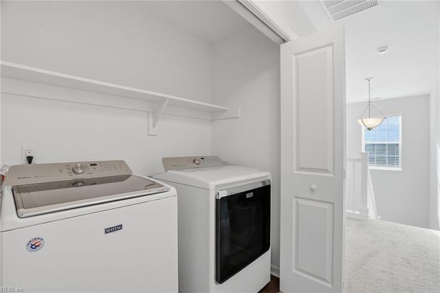 1768 Perla DR, Virginia Beach, VA 23456