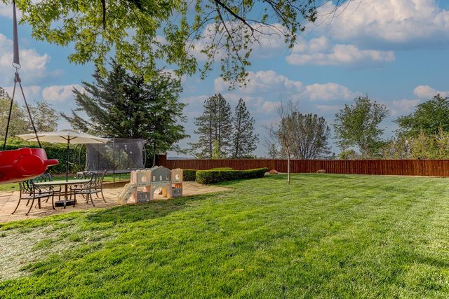 3112 Serano Ct, Camino, CA 95709