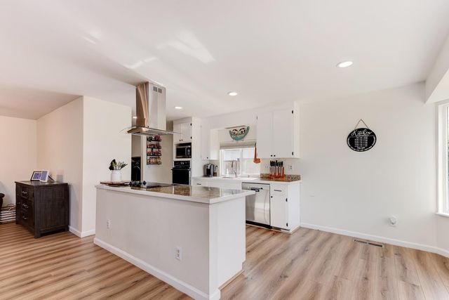 3112 Serano Ct, Camino, CA 95709