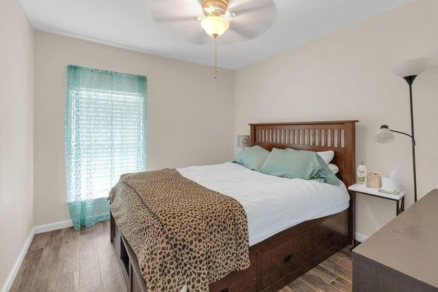 1624 Texas Avenue, League City, TX 77573