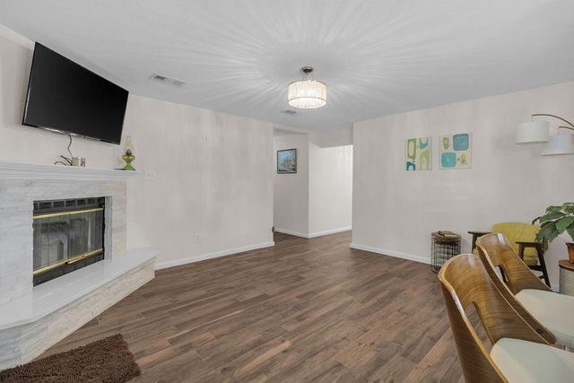 1624 Texas Avenue, League City, TX 77573