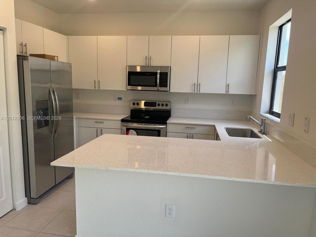 12912 SW 233rd Ter, Homestead, FL 33032