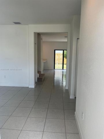 12912 SW 233rd Ter, Homestead, FL 33032