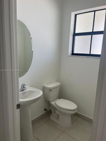 12912 SW 233rd Ter, Homestead, FL 33032