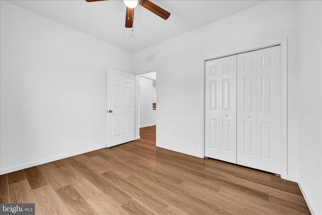 25 CREEKSIDE DR, Lebanon, PA 17042