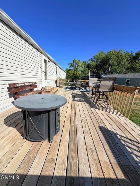 105 State Street NE, Medina, ND 58467 photo 4