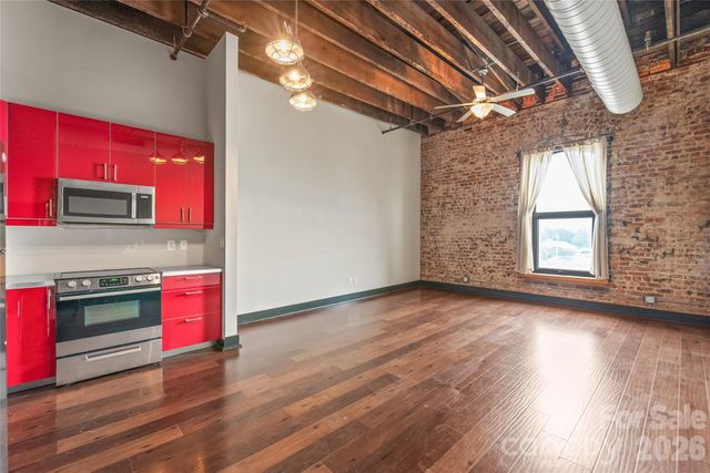 100 W Main Avenue 402, Gastonia, NC 28052