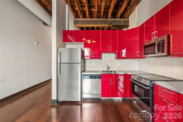 100 W Main Avenue 402, Gastonia, NC 28052