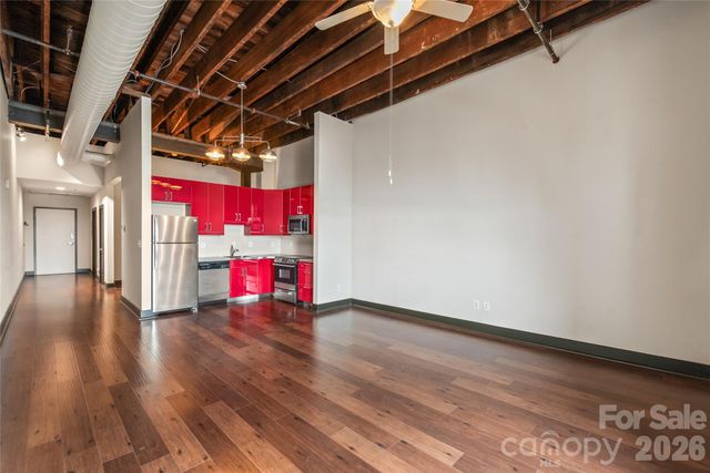100 W Main Avenue 402, Gastonia, NC 28052