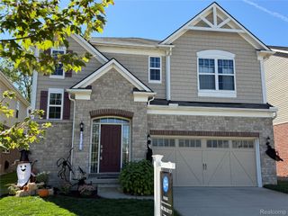 49645 Hartwick Drive, Novi, MI 48374