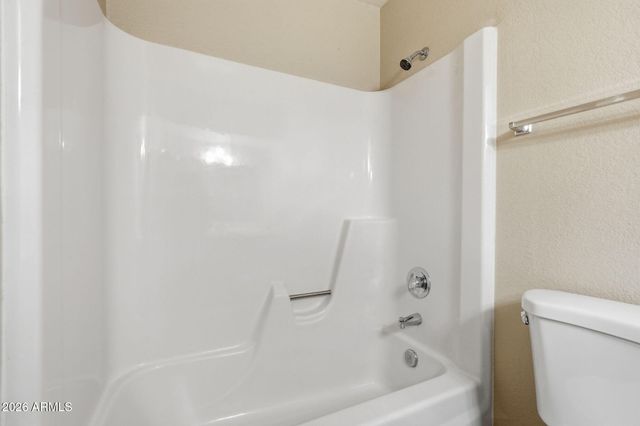 3945 W BARBARA Avenue, Phoenix, AZ 85051