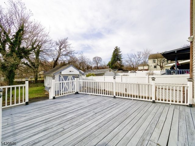 32 Montgomery St, Bloomfield Twp., NJ 07003