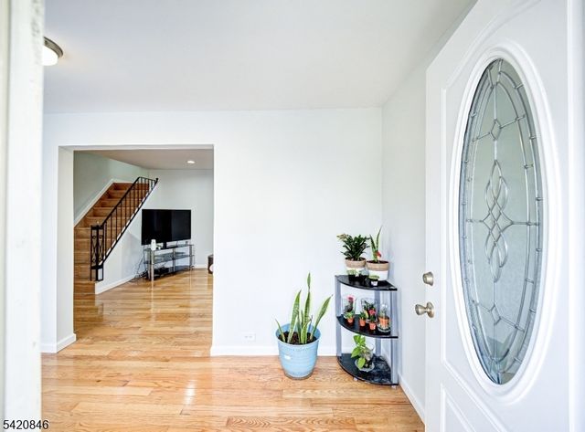 32 Montgomery St, Bloomfield Twp., NJ 07003