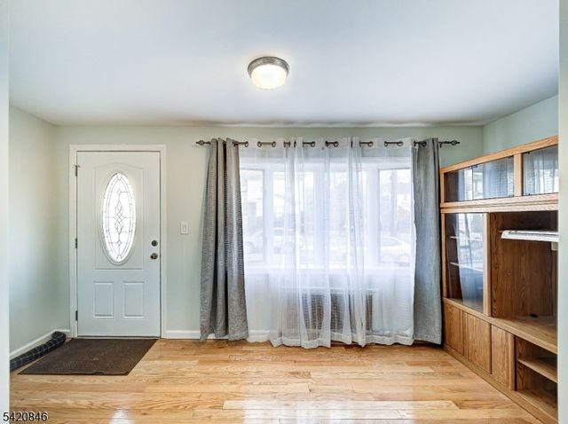 32 Montgomery St, Bloomfield Twp., NJ 07003