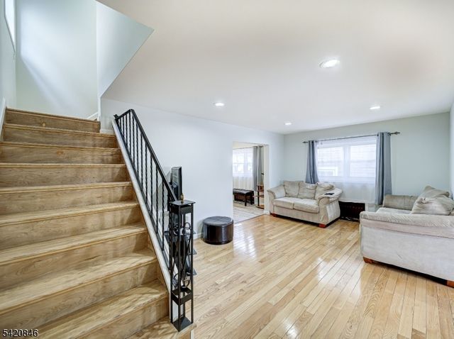 32 Montgomery St, Bloomfield Twp., NJ 07003