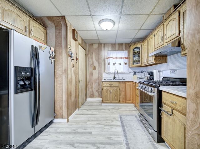 32 Montgomery St, Bloomfield Twp., NJ 07003