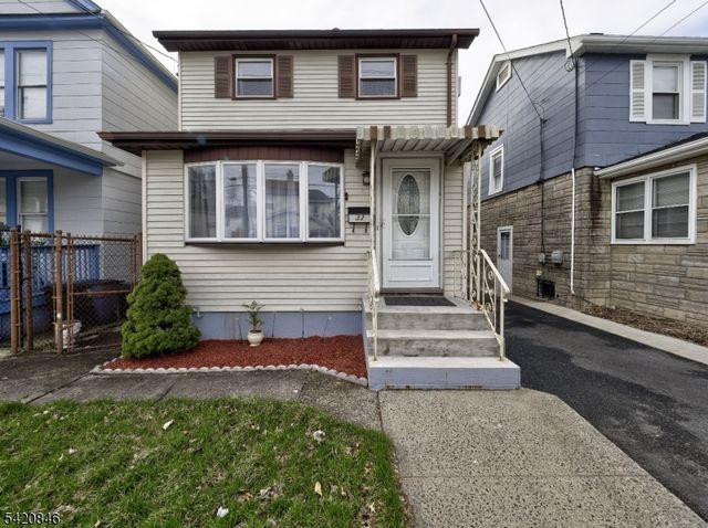 32 Montgomery St, Bloomfield Twp., NJ 07003