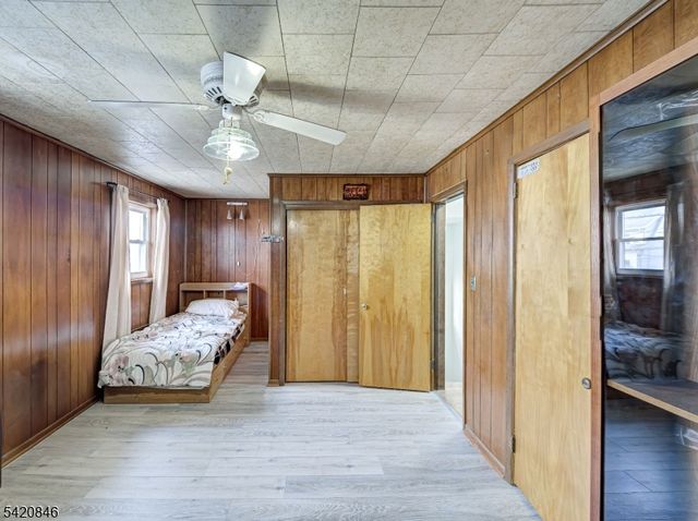 32 Montgomery St, Bloomfield Twp., NJ 07003