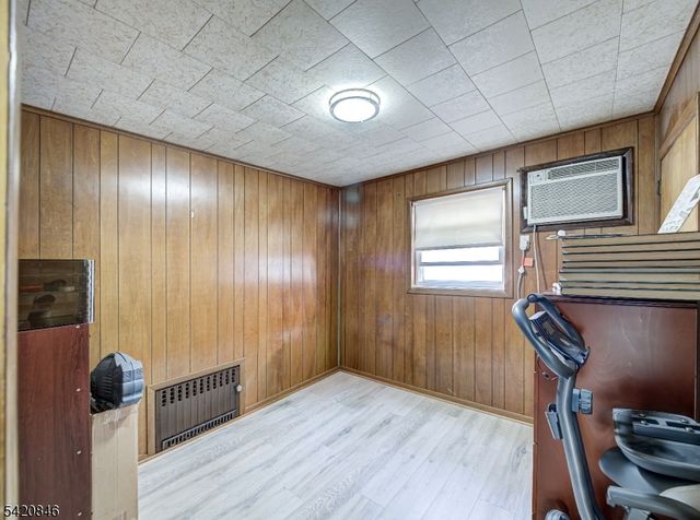 32 Montgomery St, Bloomfield Twp., NJ 07003