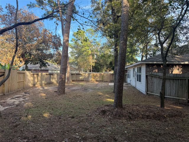 58 Shimmer Pond Pl, Conroe, TX 77385