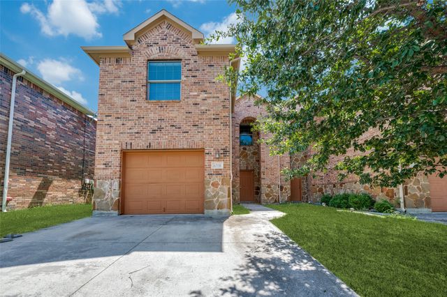 430 Woodgrove Drive, Little Elm, TX 75068