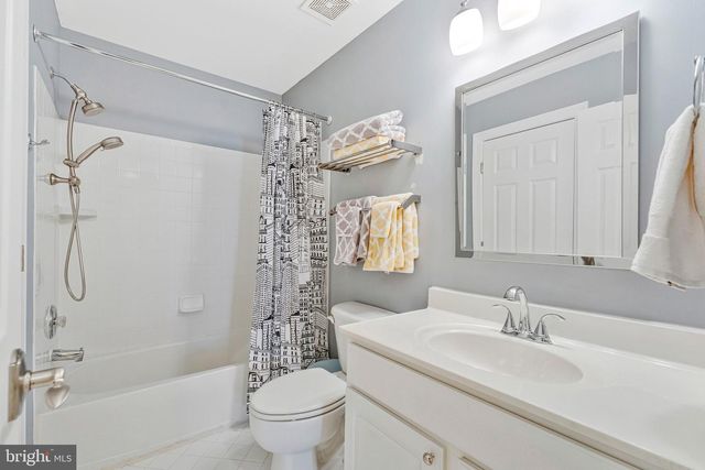 14023 MINICLIER CT, Woodbridge, VA 22192