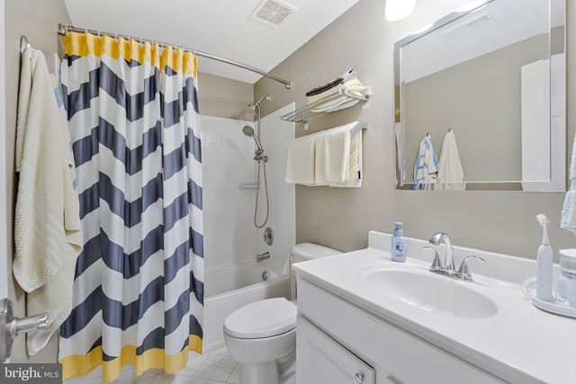 14023 MINICLIER CT, Woodbridge, VA 22192
