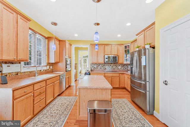 14023 MINICLIER CT, Woodbridge, VA 22192