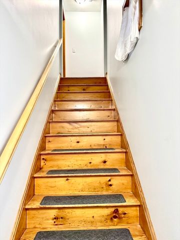 61 Tracey St 2, Peabody, MA 01961