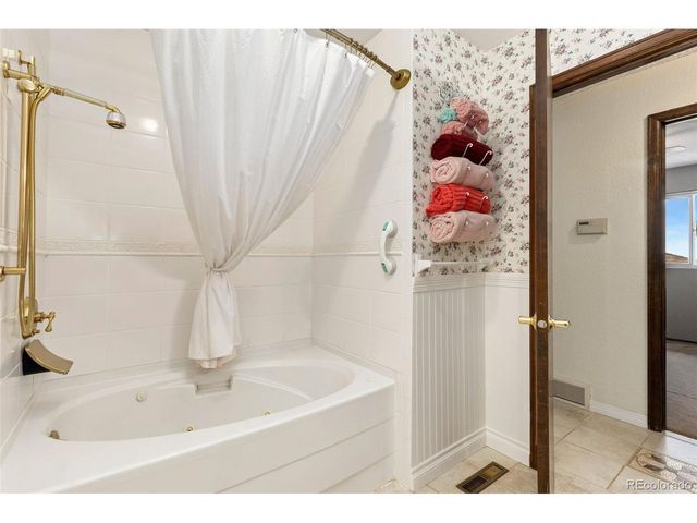 4808 Beverly Dr, Berthoud, CO 80513