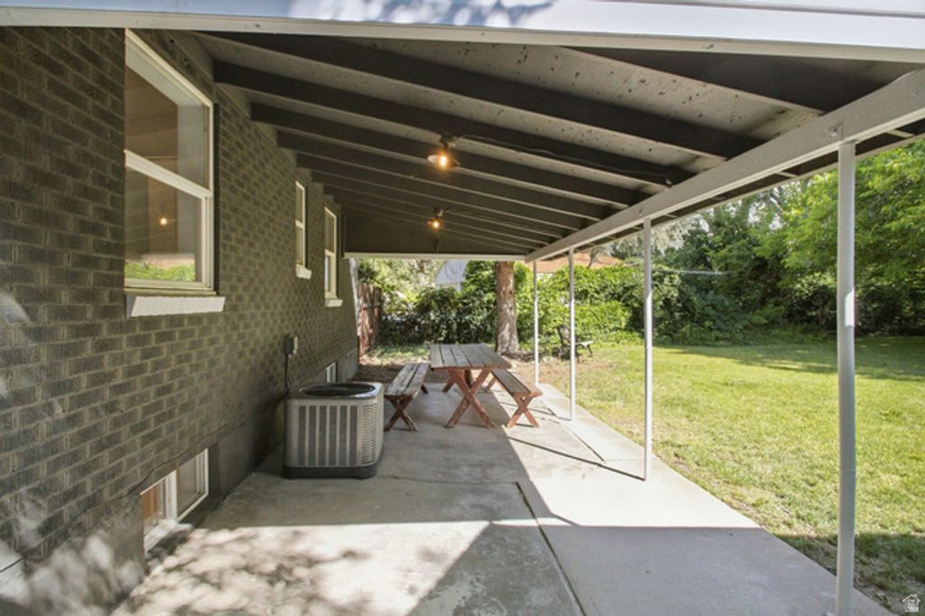 1187 E RIDGEDALE CIR, Millcreek, UT 84106 — photo 5