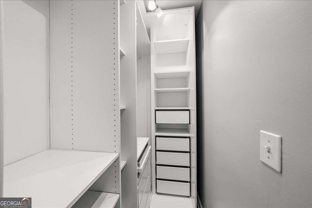 727 Brookridge Drive NE, Atlanta, GA 30306