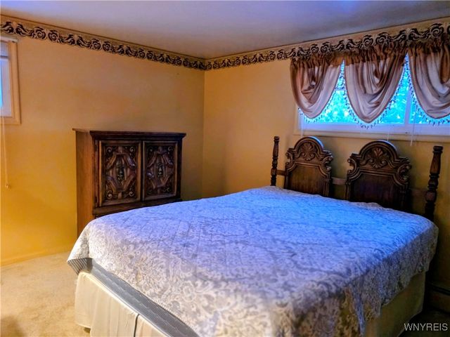 1325 Brookfield Drive, North Tonawanda, NY 14120