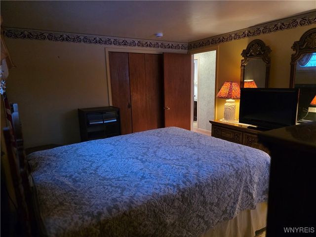 1325 Brookfield Drive, North Tonawanda, NY 14120