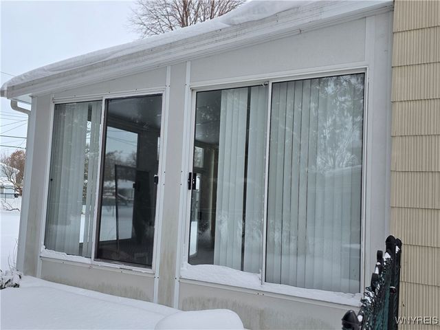 1325 Brookfield Drive, North Tonawanda, NY 14120