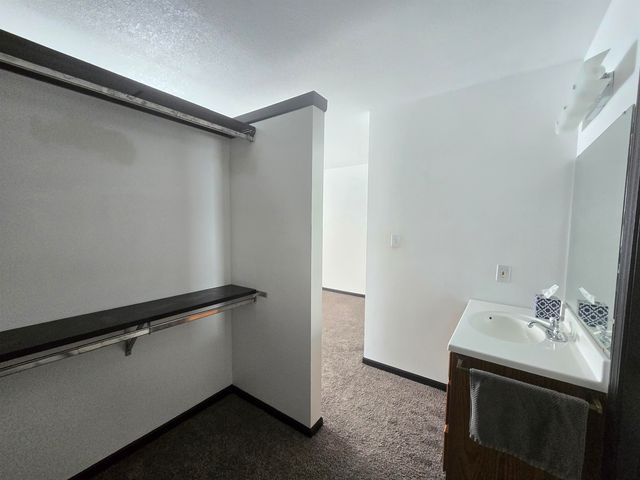 919 E Harbor View, Bay City, MI 48706