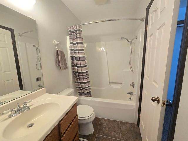 919 E Harbor View, Bay City, MI 48706