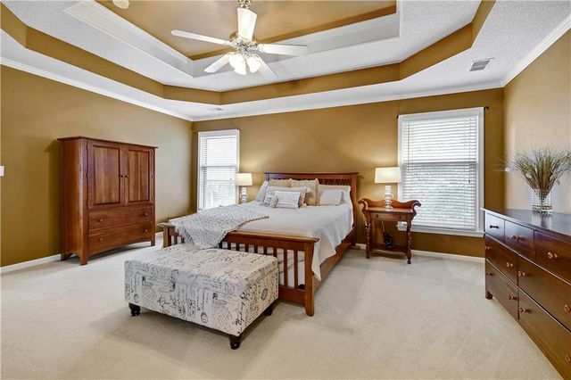 18966 W 117th Terrace, Olathe, KS 66061