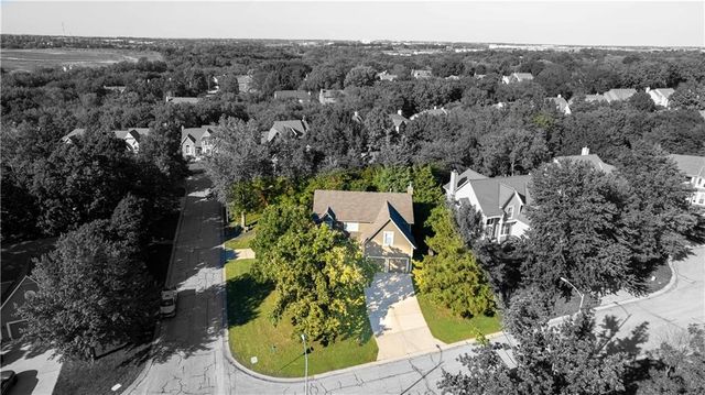 18966 W 117th Terrace, Olathe, KS 66061