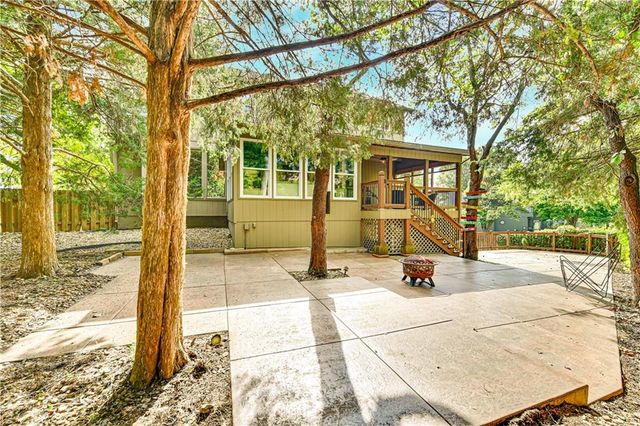 18966 W 117th Terrace, Olathe, KS 66061