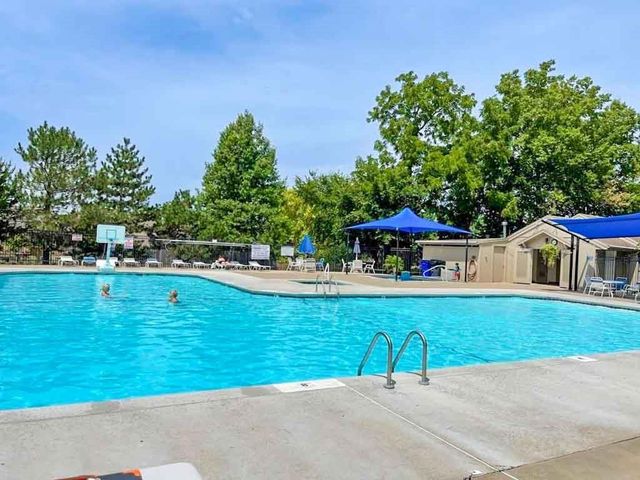 18966 W 117th Terrace, Olathe, KS 66061