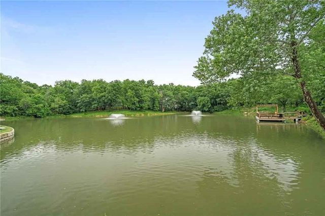 18966 W 117th Terrace, Olathe, KS 66061