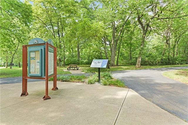 18966 W 117th Terrace, Olathe, KS 66061