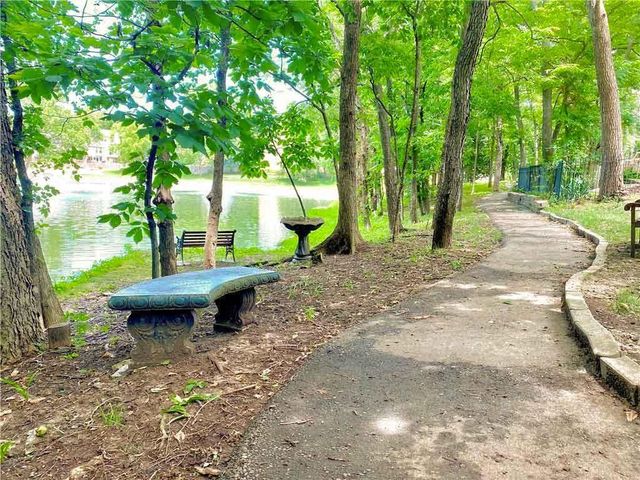 18966 W 117th Terrace, Olathe, KS 66061